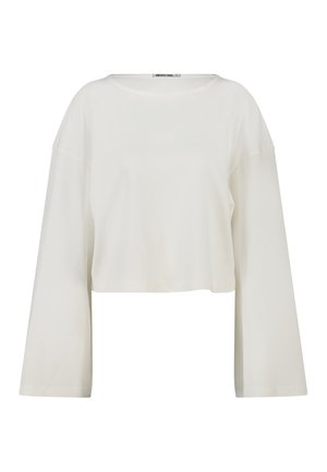Witte cropped top met lange mouwen, brede mouwen en een ronde hals, ontworpen voor een ontspannen pasvorm.
