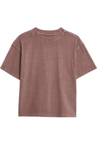 Brun bomulds T-shirt med korte ærmer, rund halsudskæring og en afslappet pasform. Glat tekstur med synlige sømme langs kanterne.