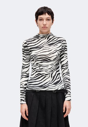 Noisy May, NMBELLA FUNNEL NECK - Блуза с дълги ръкави - bright white/black