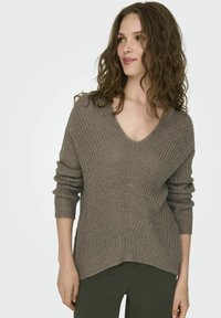 JDY JDYNEW MEGAN NOOS - Strickpullover - walnut