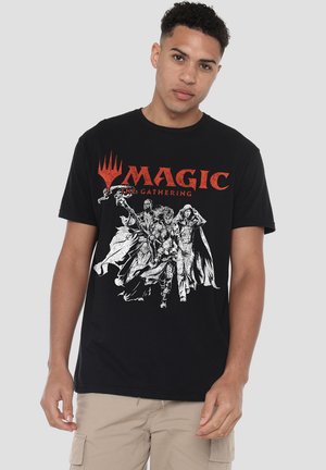 Hasbro MAGIC THE GATHERING THE PLANESWALKERS - REGULAR FIT SHORT SLEEVE - Print T-shirt - black