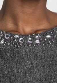 ONLY Tall Stickad tröja - mottled grey