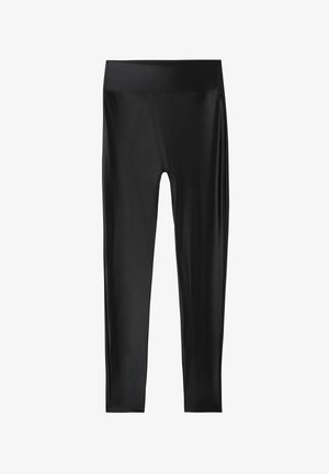 Sorte leggings med en glat, blank tekstur, der har høj talje og fuld længde, uden synlige mønstre eller accenter.