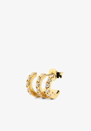 Paire de petites boucles d’oreilles créoles en or avec pierres précieuses claires incrustées, conçues pour oreilles percées avec tige et fermoir papillon.