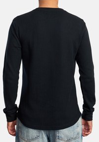 RVCA RECESSION COLLECTION - THERMIQUE - Stickad tröja - blk