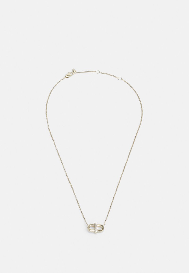 Silberne Kettenhalskette mit einem ovalen Anhänger und einem diamantähnlichen Akzent in der Mitte. Schlichtes Design, glatte Textur.