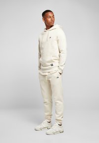 Starter ESSENTIAL - Mikina s kapucňou - palewhite