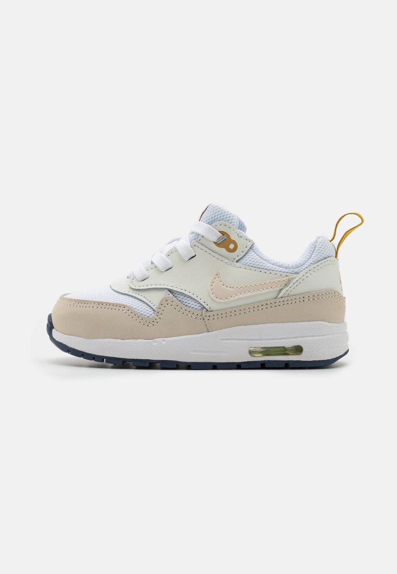 Nike Sportswear AIR MAX 1 EASYON - Sneakers basse - white/light orewood brown/midnight navy