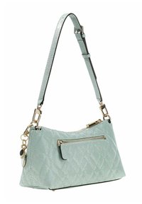 Sac à main bleu clair matelassé avec une bandoulière amovible, des ferrures dorées et une poche zippée à l'avant. Texture lisse, forme compacte.