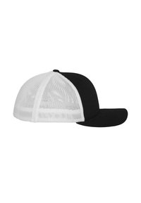 Zwarte en witte pet met een geheel zwarte voorkant, een witte mesh achterkant en een gebogen zwarte klep. Verstelbare snapback sluiting.