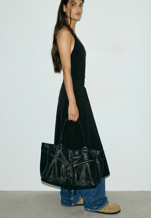 PULL&BEAR, Sac à main - black