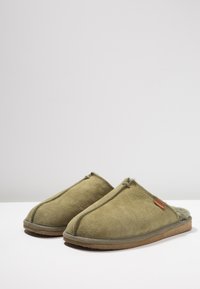 Shepherd HUGO  - Tøfler - olive
