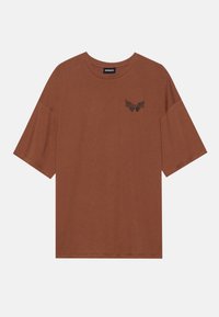 Unselected, brown