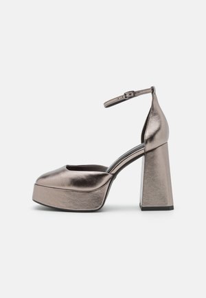 Tamaris Classic heels - silver coloured