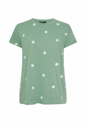 Groen t-shirt met korte mouwen, verspreide witte margrietbloemenprint en een ronde halslijn.