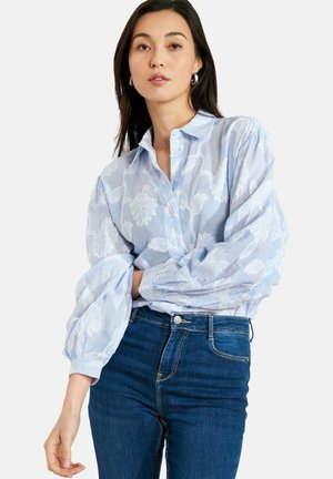 EMBROIDERED FLORAL - Blúzka so zapínaním na gombíky - blue pastel