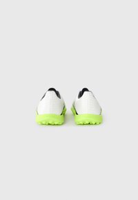 adidas Performance PREDATOR LEAGUE UNISEX - Turf football boots - white/core black/lucid lemon
