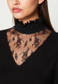ONLY ONLKIRA HIGHNECK - Svetr - black