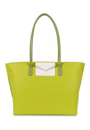 Sac fourre-tout en matériau texturé vert lime vif avec deux poignées vertes, un panneau d'accent blanc et un design de rabat structuré en forme de triangle.