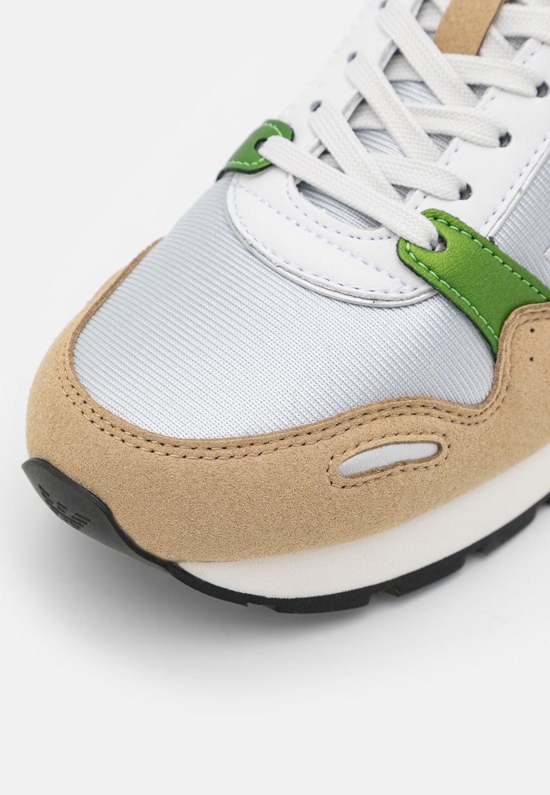 Damen Sneaker low | Emporio Armani Sneaker low sand/silver/grey/black/mehrfarbig - EO46187 Damen Sneaker low | Emporio Armani Sneaker low sand/silver/grey/black/mehrfarbig - EO46187