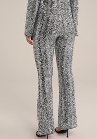 WE Fashion Housut - silver