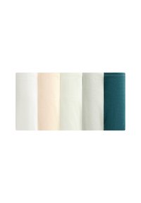 Set van vijf op maat gemaakte hoeslakens in verschillende kleuren: wit, licht perzik, muntgroen, lichtgrijs en donker teal. Glad stof met elastische randen.