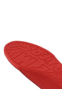 Thumbnail Image 4