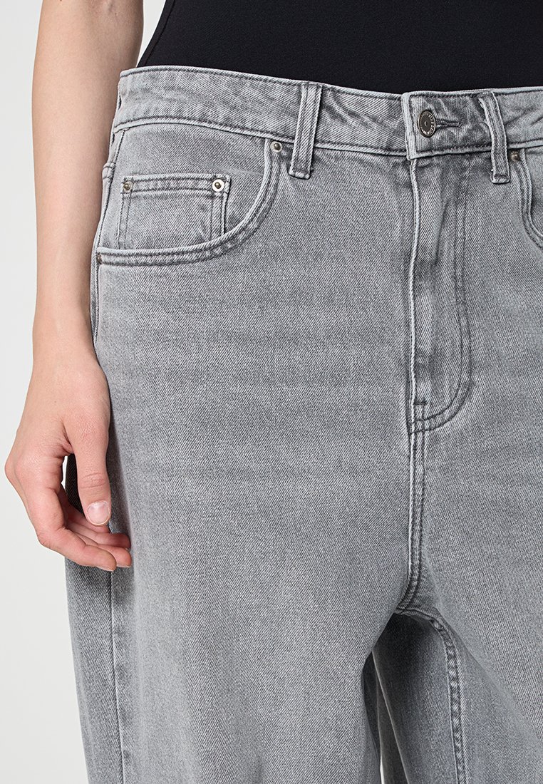 ONLANNA LOOSE FIT