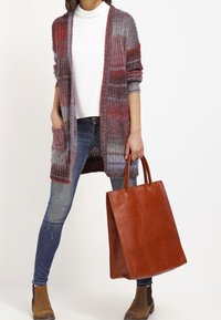 Noa Noa Kofta - mottled berry