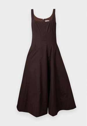 Tamno-smeđa midi haljina bez rukava, s kvadratnim izrezom, pripijenim gornjim dijelom i nabranim suknjom koja se širi, s patentnim zatvaračem sprijeda.