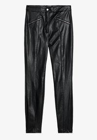 Pantalons en cuir noir avec une coupe ajustée, deux poches avant zippées, et une texture lisse avec une finition brillante.
