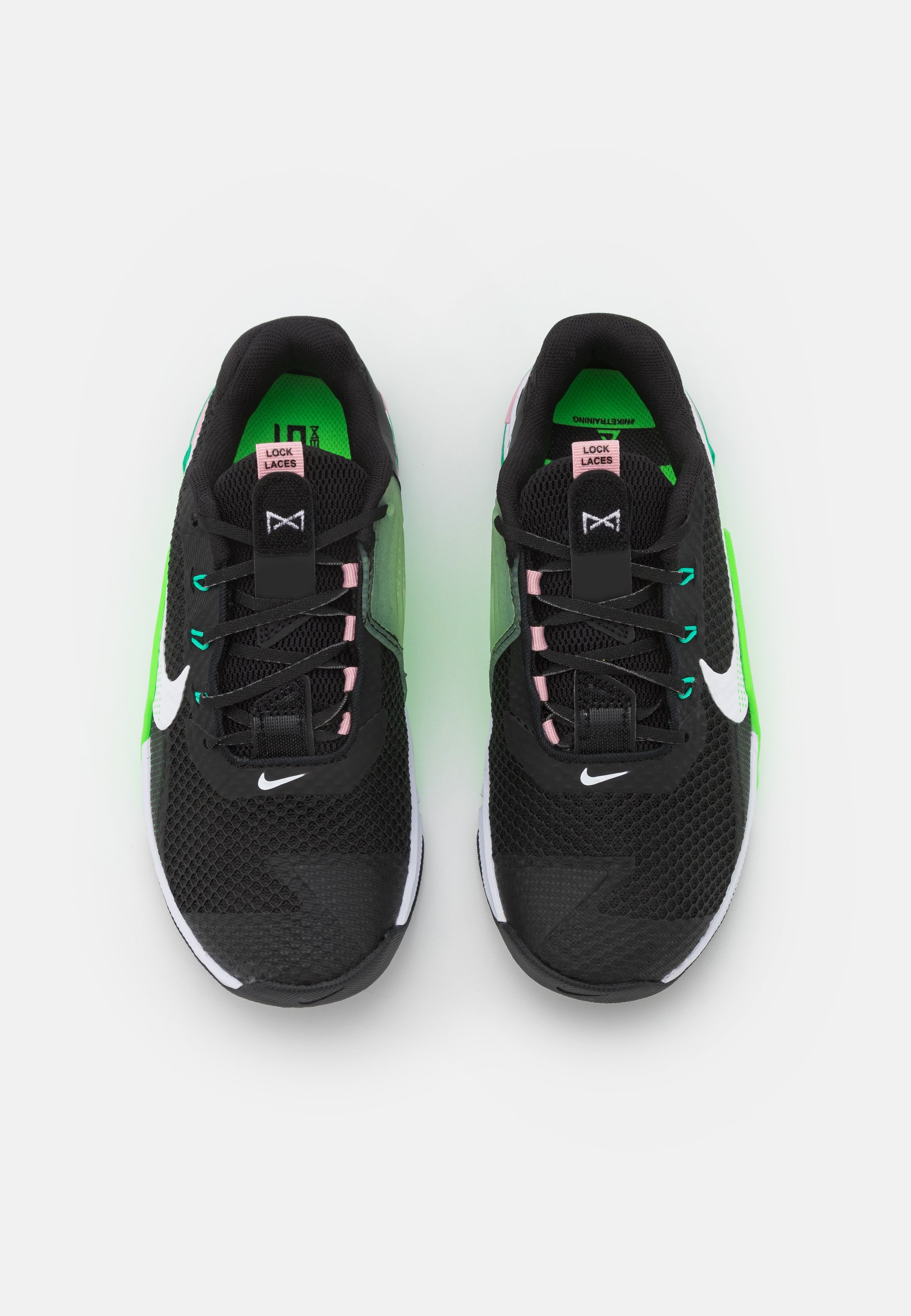 Nike Performance METCON 7 - Sneakers laag - black/white/green strike/pink  glaze/roma green/black/zwart - Zalando.nl