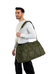 Johnny Urban SHAWN - Weekend bag - oliv