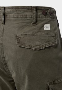 American Eagle LIVED IN  - Cargo hlače - olive moss