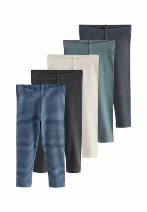 Fünf Paare Leggings in verschiedenen Farben: blau gestreift, schwarz, grau, hellgrau und dunkelblaugrün, alle aus einem glatten, elastischen Stoff.