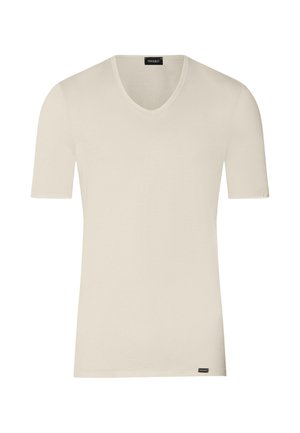 Hellbeiges Kurzarm-V-Ausschnitt-Shirt mit kleinem schwarzem Hanro-Label am Ausschnitt und Saum, auf weißem Hintergrund dargestellt.