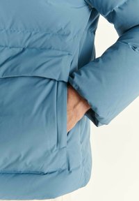 JOTT OKINAWA - Chaqueta de plumas - bleu
