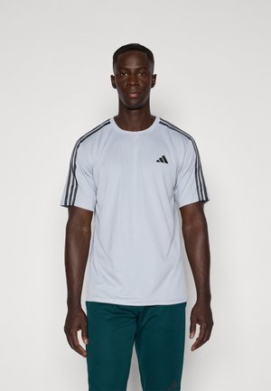 adidas Performance TRAIN ESSENTIALS BASE 3-STRIPES - Sports T-shirt - halo silver-coloured/black