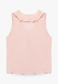 Vaalea vaaleanpunainen hihaton toppi, jossa on röyhelökaulus ja sileä kangas. Takana on hillitty avainaukko Design.