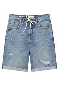 Siniset farkkushortsit, joissa on kulutettu muotoilu, revanneita ja rispaantuneita reunoja, taitettu helma ja valkoinen naru vyötäröllä.