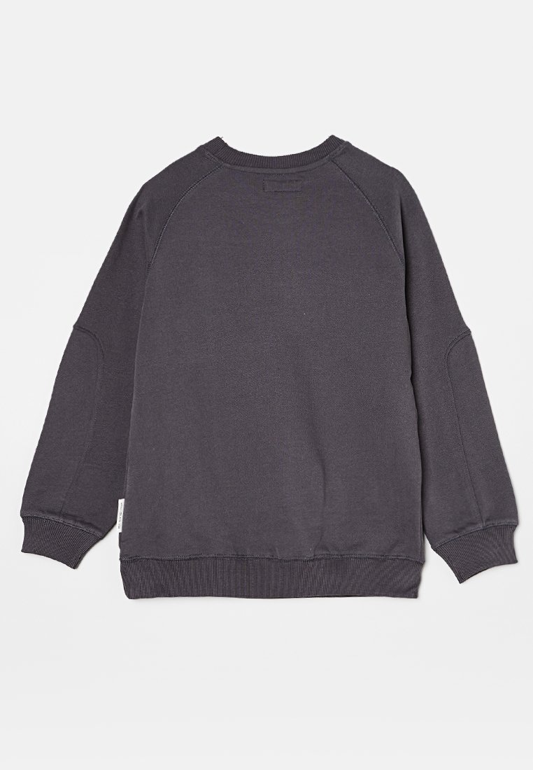 Czarny szary sweatshirt z ribbowanymi mankietami i dołem. Posiada okrągły dekolt i raglanowe rękawy, wykonany z miękkiej, teksturowanej tkaniny.