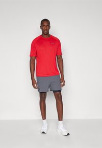 Under Armour TECH 2.0 - Sports T-shirt - red/graphite