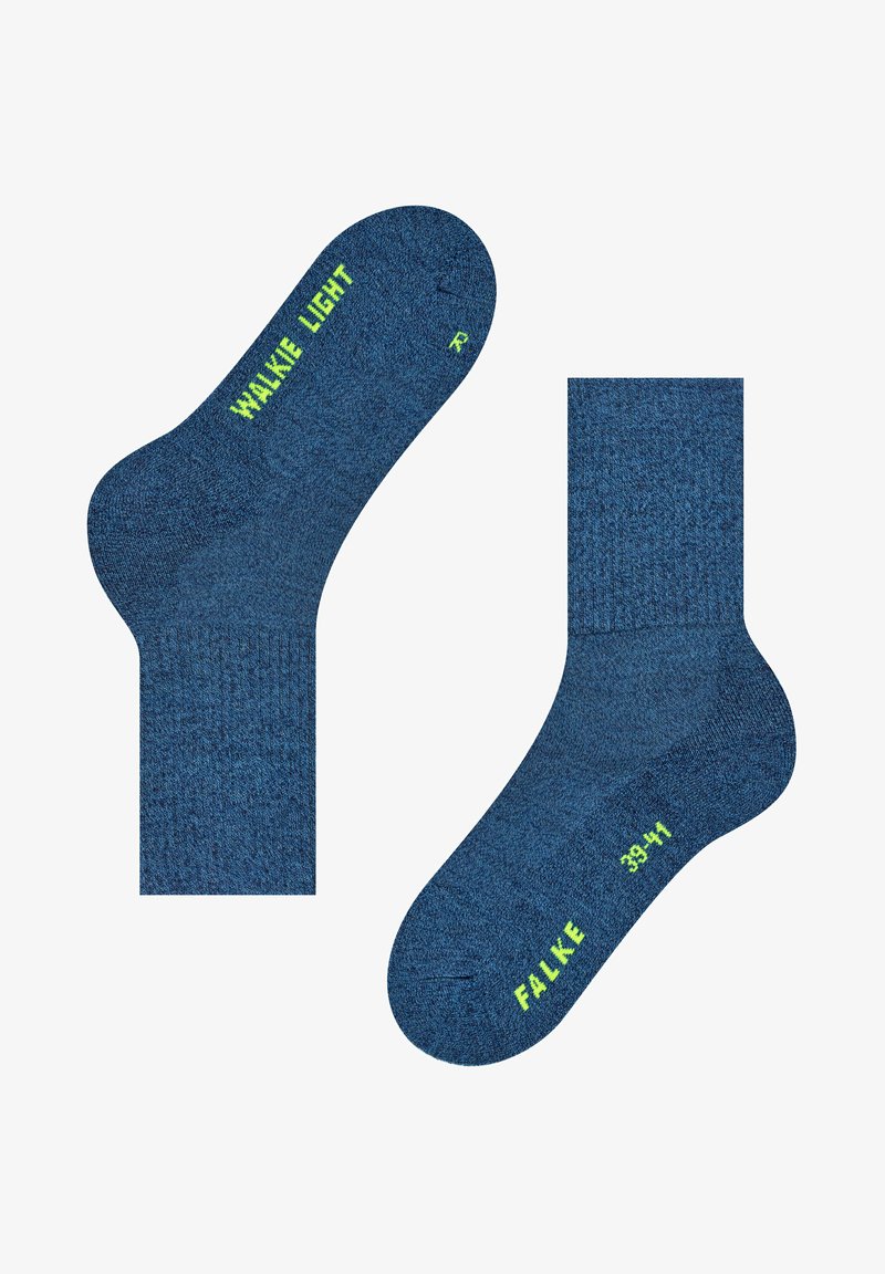 Blå sokker med en tekstureret vævning, der har limegrønne accenter og branding. Størrelser 39-41 er markeret på sålerne.