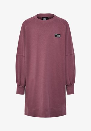 Langærmet sweatshirtkjole i støvet rosa med ribbede manchetter og kant, rund halsudskæring og en lille sort "hummel" logo på brystet.