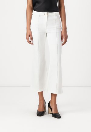 Flared Jeans - white