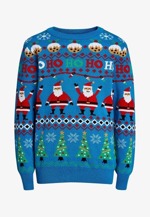Pull de Noël bleu avec des motifs répétés de Père Noël, d'arbres de Noël, de flocons de neige, de puddings de Noël et le texte "HO HO HO".