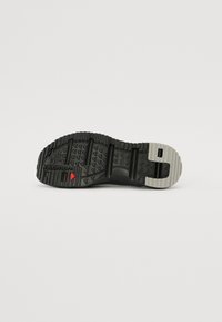 Thumbnail Image 5
