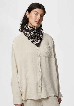 Pieces, SCARF PCPHILINE SQUARE - Sjaal - chicory coffee