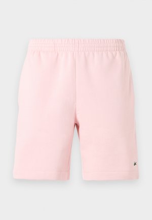 Roze shorts met elastische taille, zijzakken en een klein geborduurd krokodillenlogo bij de zoom aan het rechterbeen.
