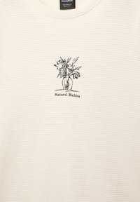 Thumbnail Image 7